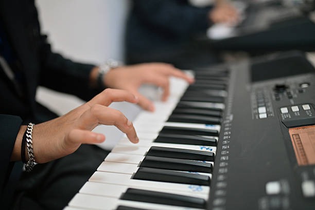 Key Differences in Style, Sound, and Usage